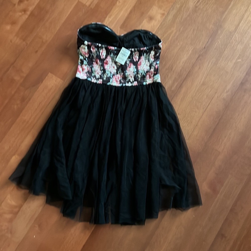 HOLLISTER DRESS - Picture 5 of 7